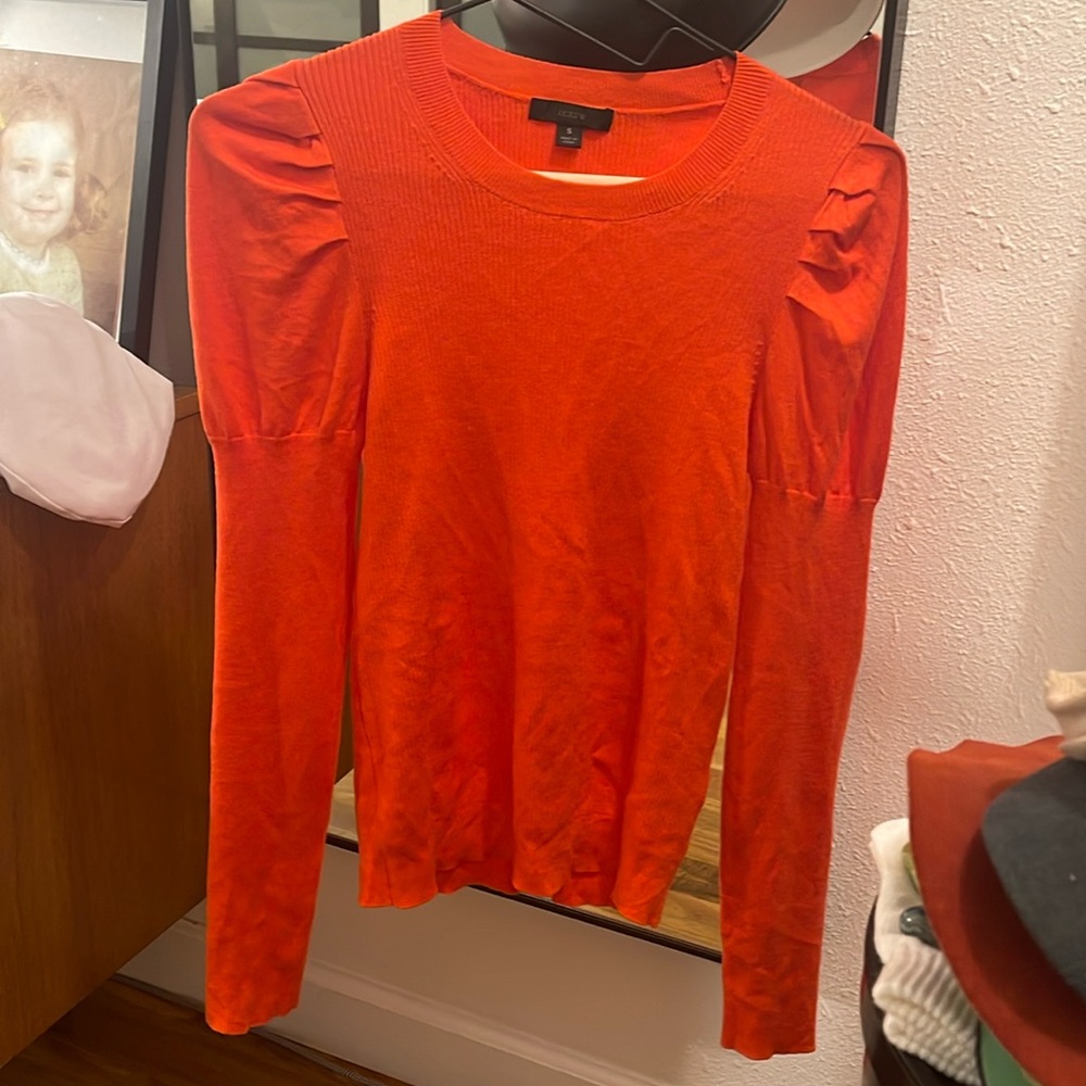 Orange ribbed, J. Crew orange long puff sleeve top. Size small.